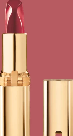 Reds Of Worth Satin Lipstick With Saturated Color